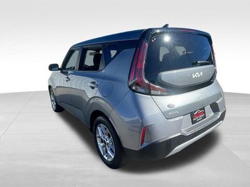 Used 2024 Kia Soul LX w/ Option Group 015 image 6