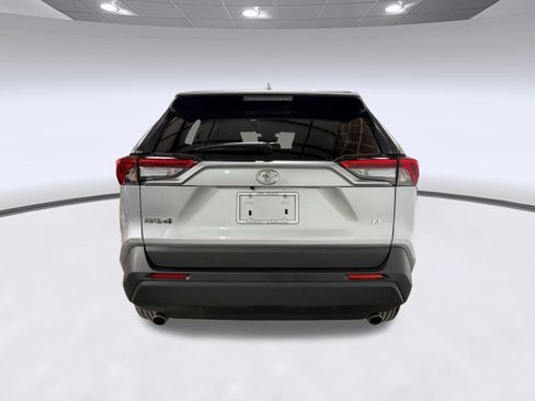 Used 2024 Toyota RAV4 LE FWD image 8