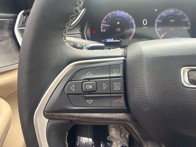 Used 2024 Jeep Grand Cherokee Limited AWD/4WD image 26