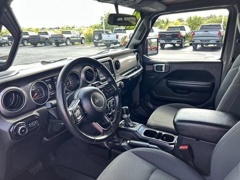 Used 2021 Jeep Wrangler Unlimited Sport AWD/4WD image 24