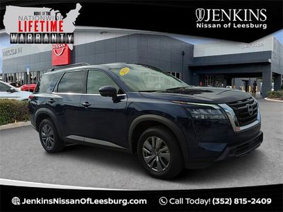 Certified 2025 Nissan Pathfinder SV