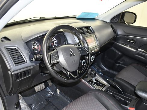 Used 2019 Mitsubishi Outlander Sport SE AWD/4WD image 36
