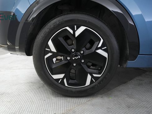 Used 2023 Kia Niro Wind FWD image 22