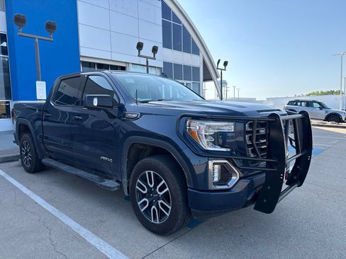 Used 2020 GMC Sierra 1500 AT4 w/ AT4 Premium Package AWD/4WD image 3