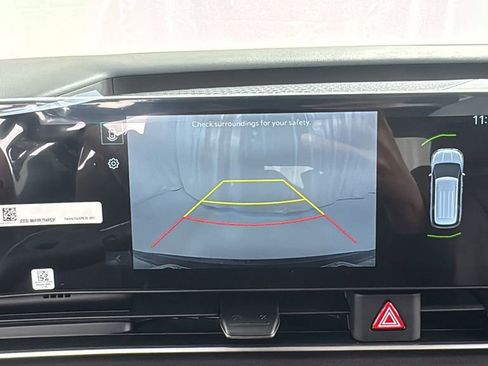 New 2026 Kia Carnival EX image 27