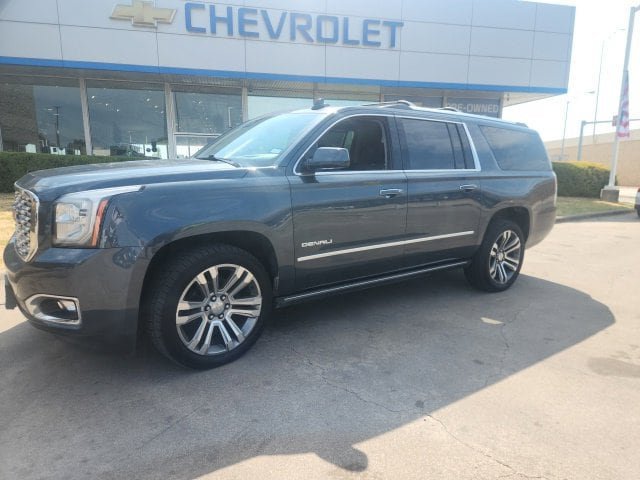 Used 2020 GMC Yukon XL Denali w/ Denali Premium Package RWD image 2