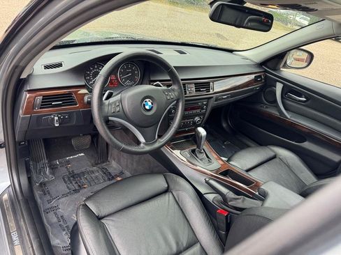 Used 2011 BMW 328i xDrive Sedan AWD/4WD image 15