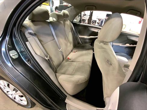 Used 2012 Toyota Corolla LE image 18