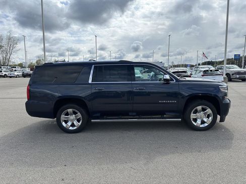 Used 2019 Chevrolet Suburban Premier w/ Max Trailering Package AWD/4WD image 10