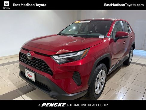 Certified 2025 Toyota RAV4 LE AWD/4WD image 1