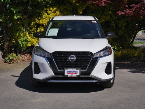 Certified 2024 Nissan Kicks S FWD image 26