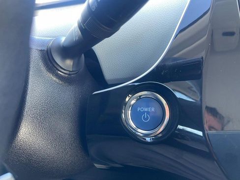 Used 2018 Toyota Prius Two w/ Prius Two Safety Plus Package image 21