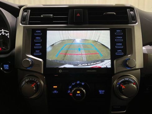 Certified 2022 Toyota 4Runner SR5 AWD/4WD image 19