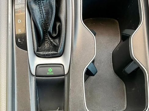 Used 2019 Honda Accord LX image 14