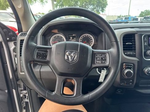 Used 2015 RAM 1500 Express AWD/4WD image 29