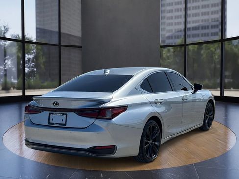 Used 2024 Lexus ES 300h F Sport w/ Accessory Package (Z1) FWD image 3