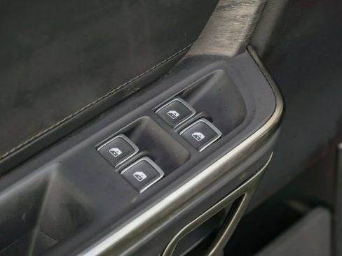 Used 2022 Rivian R1T Launch Edition image 59