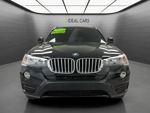 Used 2017 BMW X3 sDrive28i RWD image 2
