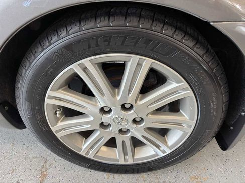 Used 2007 Toyota Avalon Limited FWD image 26