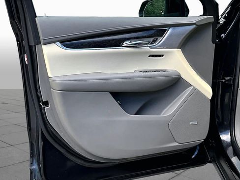 Used 2020 Cadillac XT6 Premium Luxury FWD image 26