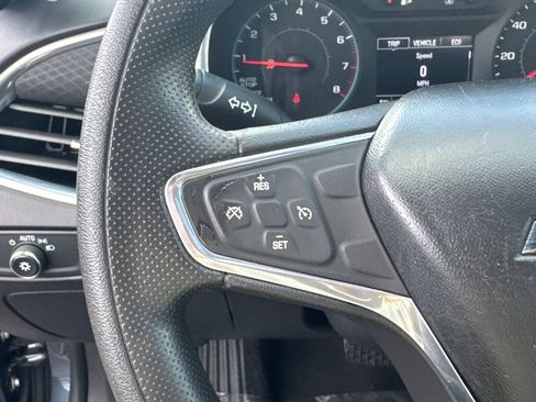 Used 2020 Chevrolet Malibu LT FWD image 25
