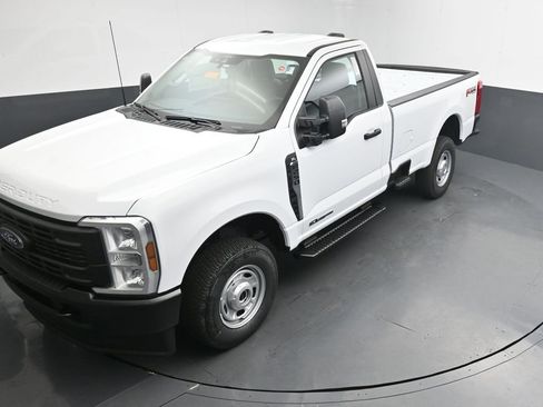 New 2026 Ford F250 XL w/ FX4 Off-Road Package AWD/4WD image 15