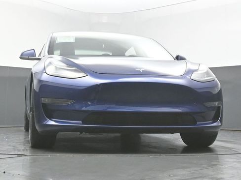 Used 2018 Tesla Model 3 Long Range image 48