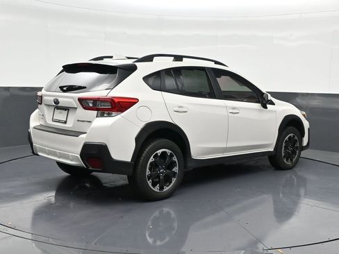 Used 2023 Subaru Crosstrek 2.0i Premium image 5