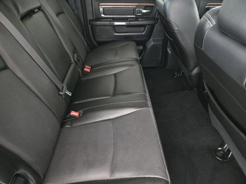 Used 2015 RAM 2500 Laramie AWD/4WD image 35