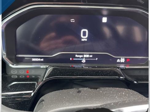 Used 2023 GMC Sierra 1500 SLT w/ SLT Convenience Package image 1