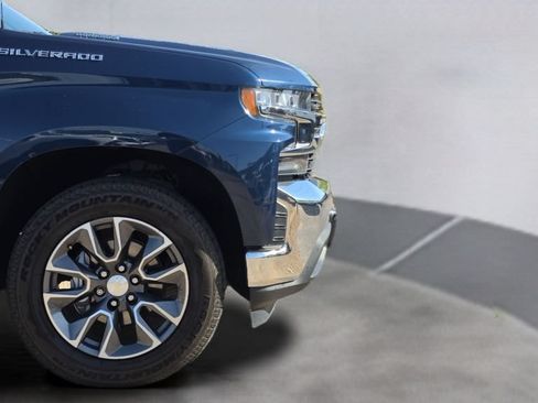 Used 2020 Chevrolet Silverado 1500 LT w/ Texas Edition RWD image 10
