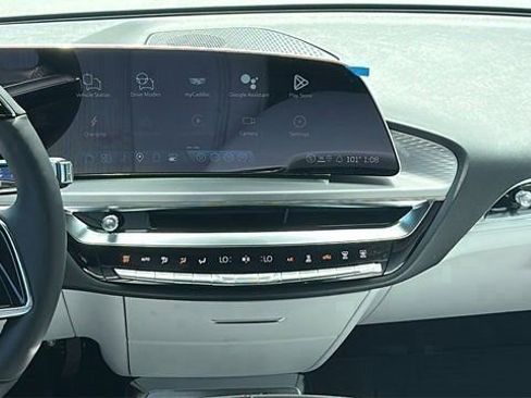 New 2026 Cadillac Lyriq Premium Luxury w/ LPO, Premium Carpet Package image 15