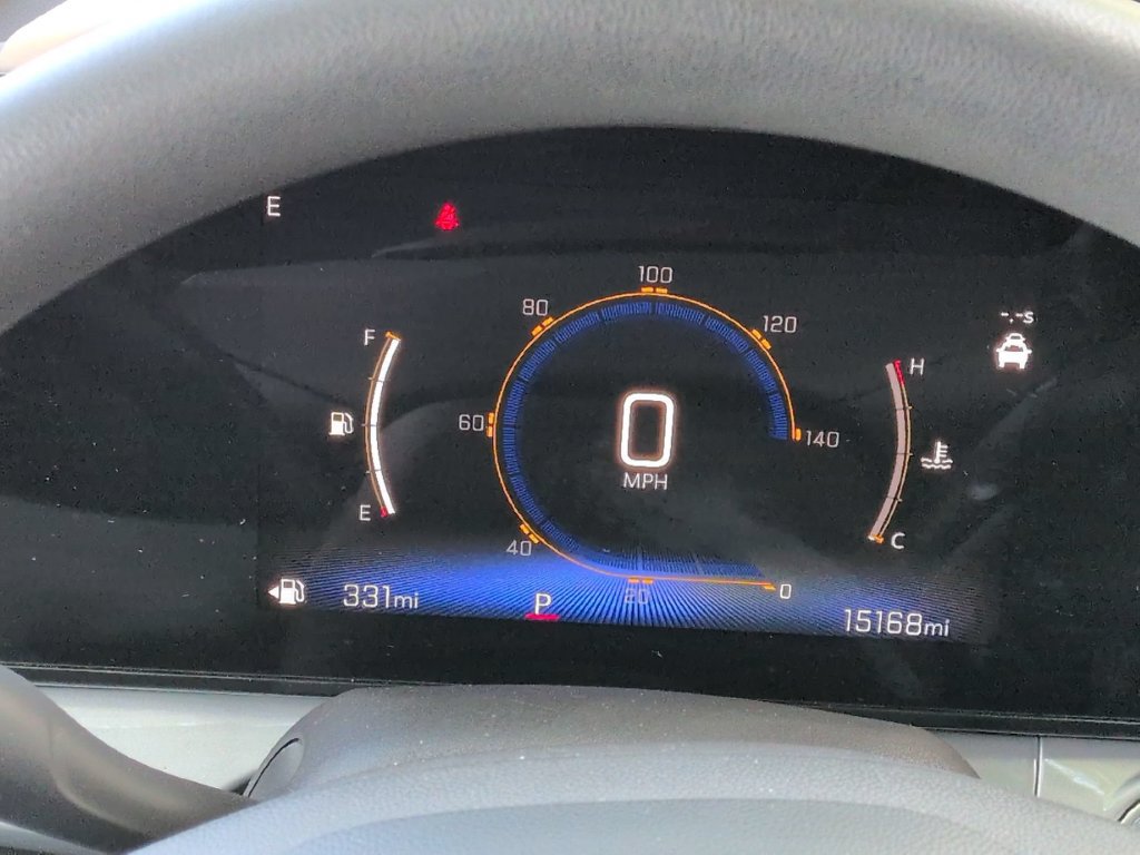 Used 2026 Chevrolet Trax LT FWD image 2