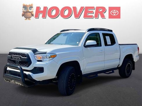 Used 2022 Toyota Tacoma SR w/ SR Convenience Package RWD image 5