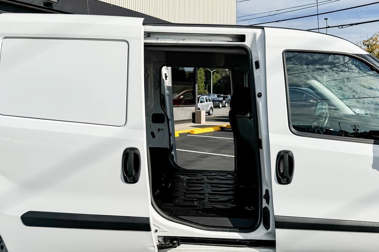 Used 2017 RAM ProMaster City Tradesman w/ Rear Back-up Camera Group FWD image 15