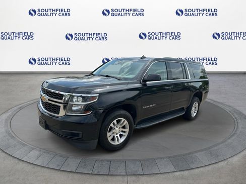 Used 2019 Chevrolet Suburban LT AWD/4WD image 2