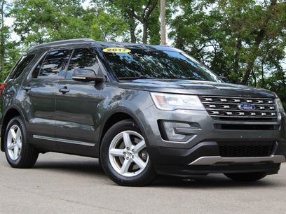 Used 2017 Ford Explorer XLT w/ Equipment Group 201A