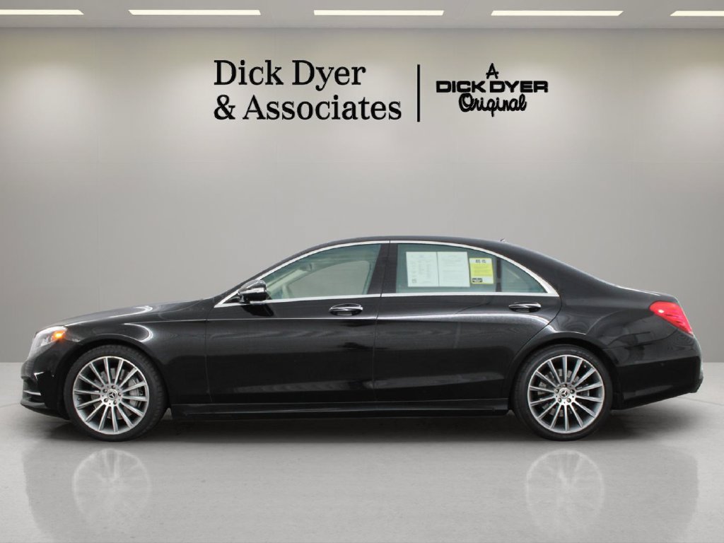 Used 2017 Mercedes-Benz S 550 Sedan image 15