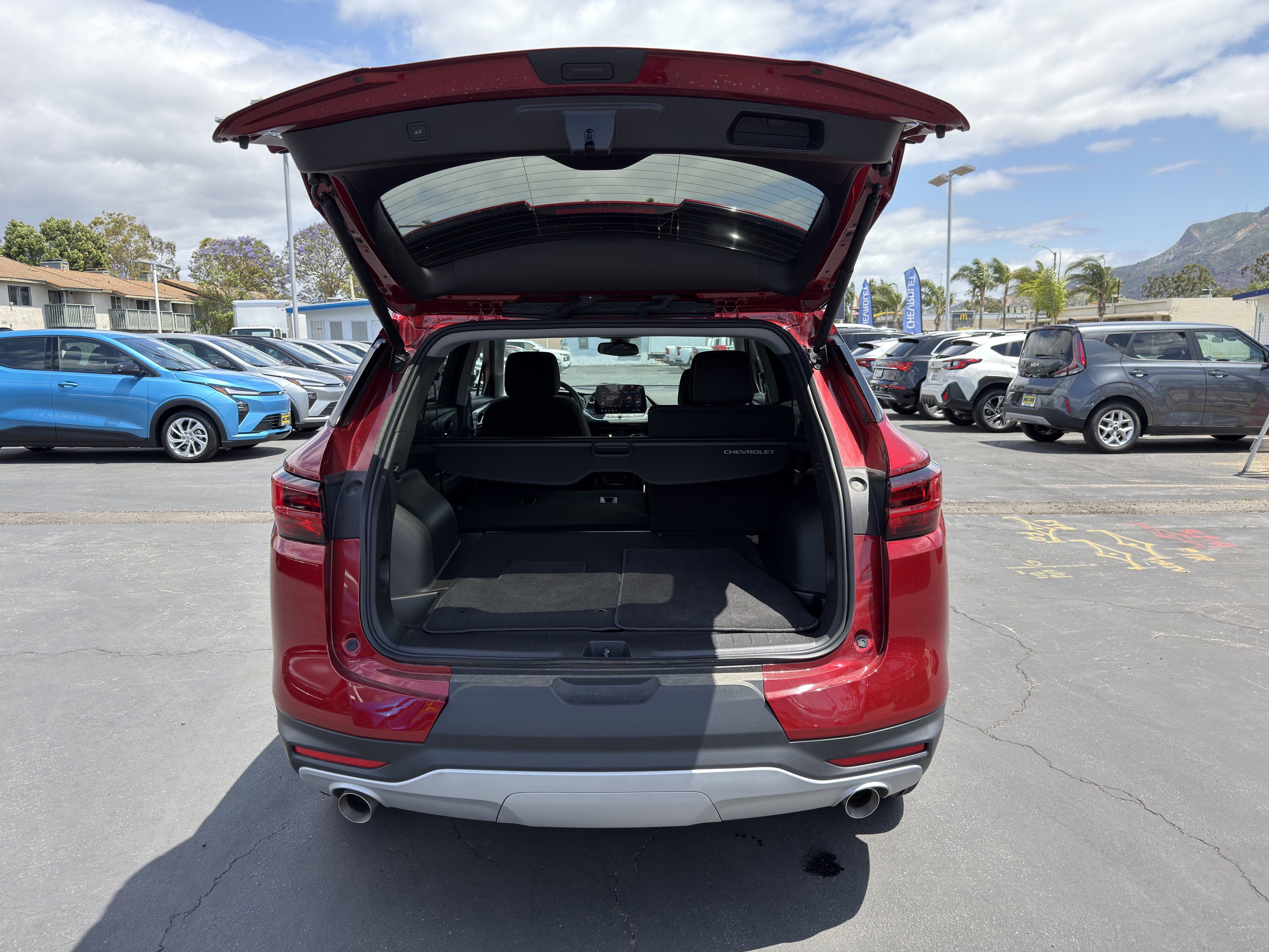 New 2025 Chevrolet Blazer LT w/ Convenience Package FWD image 14