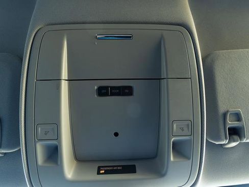 Used 2018 Chevrolet Silverado 1500 LT w/ All Star Edition image 24