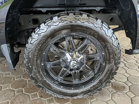 Used 2021 Chevrolet Silverado 1500 Custom w/ Safety Confidence Package image 12