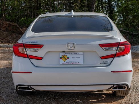 Used 2019 Honda Accord Sport image 4