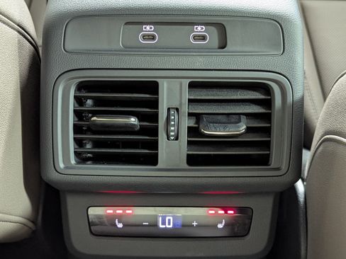 Certified 2025 Audi Q5 Prestige image 23