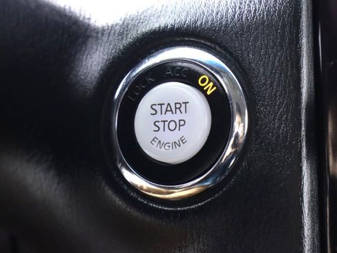 Used 2017 INFINITI QX50 AWD w/ Deluxe Touring Package image 25