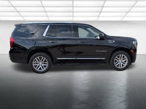 Used 2022 GMC Yukon SLT w/ SLT Premium Package image 36
