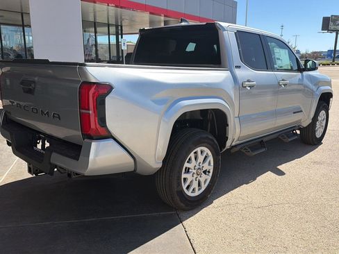 New 2026 Toyota Tacoma SR5 image 7