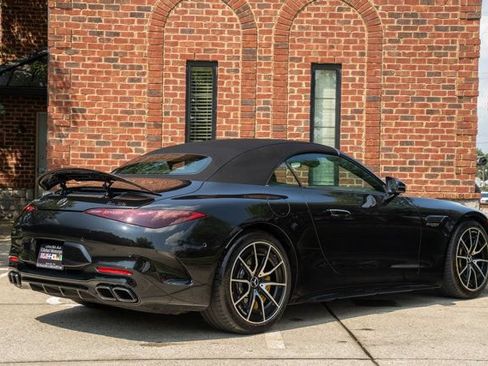 Used 2022 Mercedes-Benz SL 63 AMG 4MATIC image 5