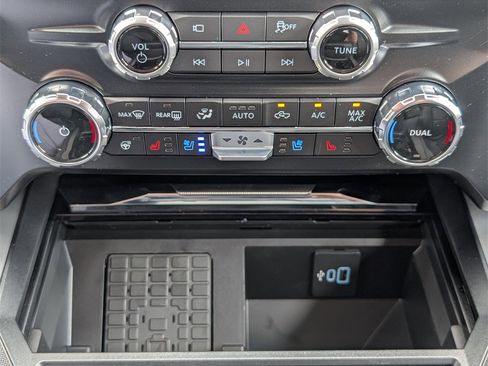 New 2026 Ford F250 Lariat image 22