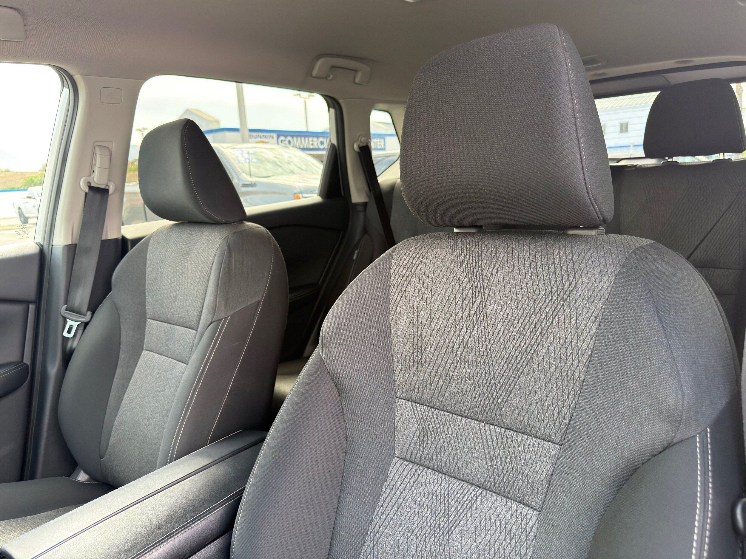 Used 2024 Nissan Rogue SV AWD/4WD image 27