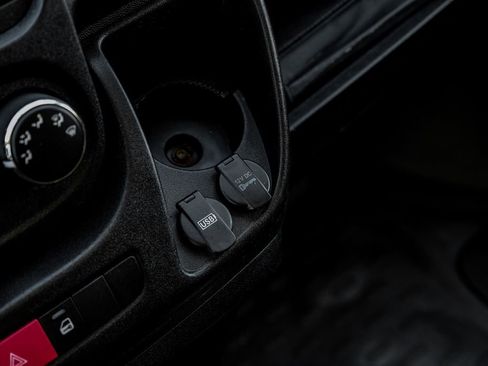 Used 2017 RAM ProMaster 1500 image 22